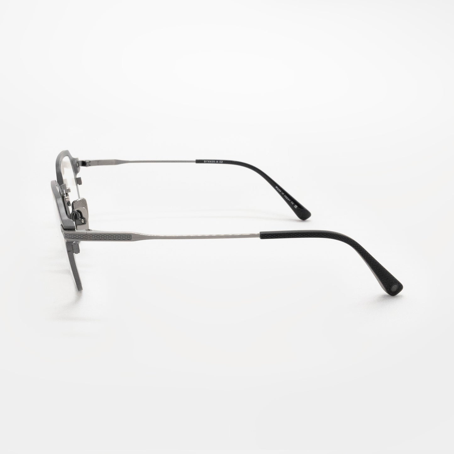 DITA UNION THREE DTX425-A-02