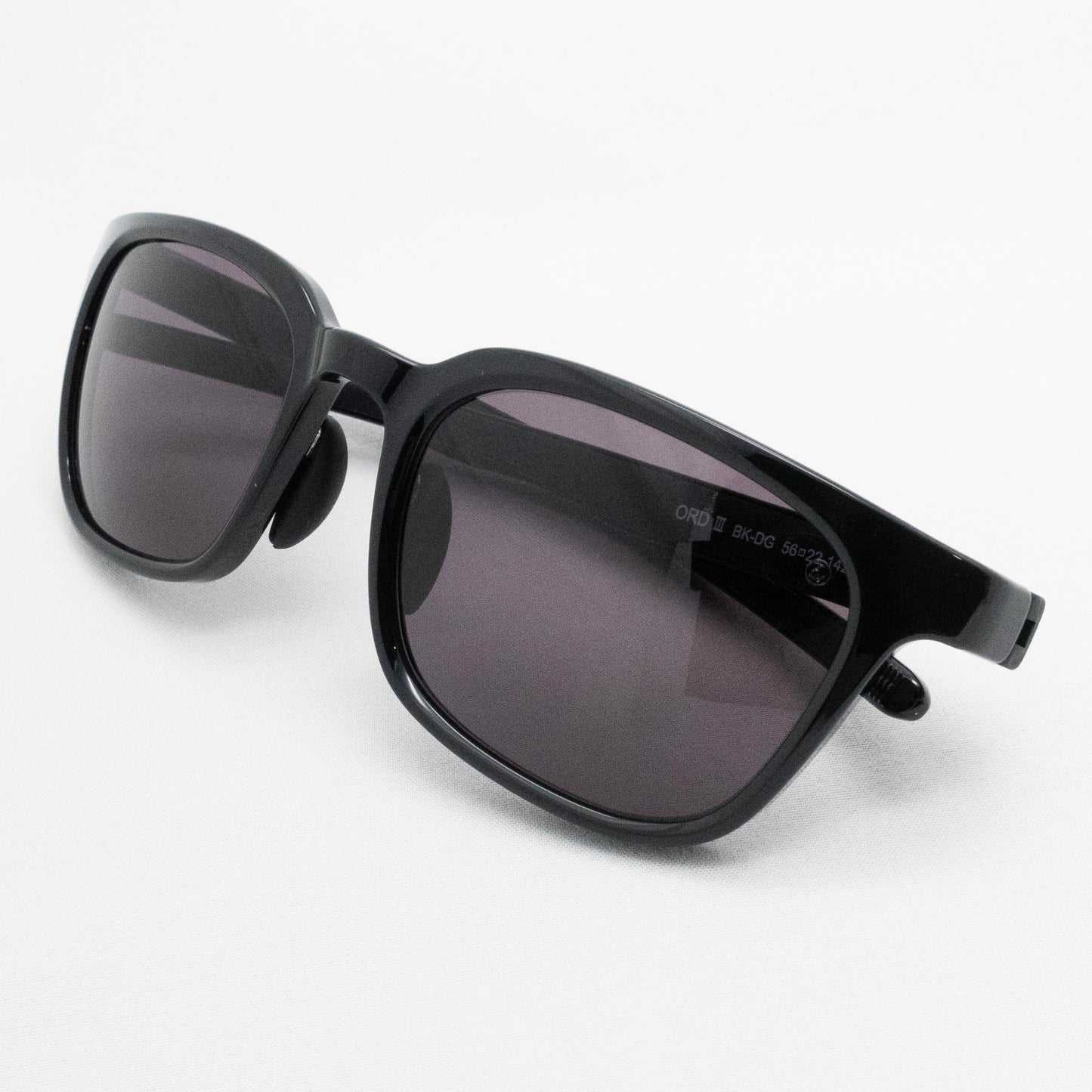 アイヴォル ORD Ⅲ 56 BK-DG-DK.GRY