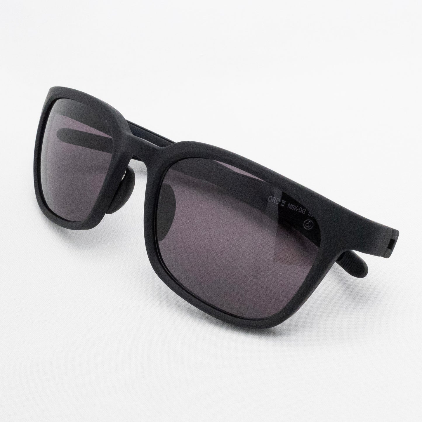 アイヴォル ORD Ⅲ 56 MBK-DG-DK.GRY