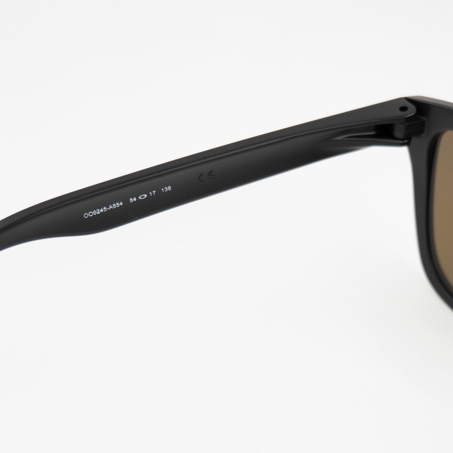 オークリー Frogskins(A) OO9245-A854