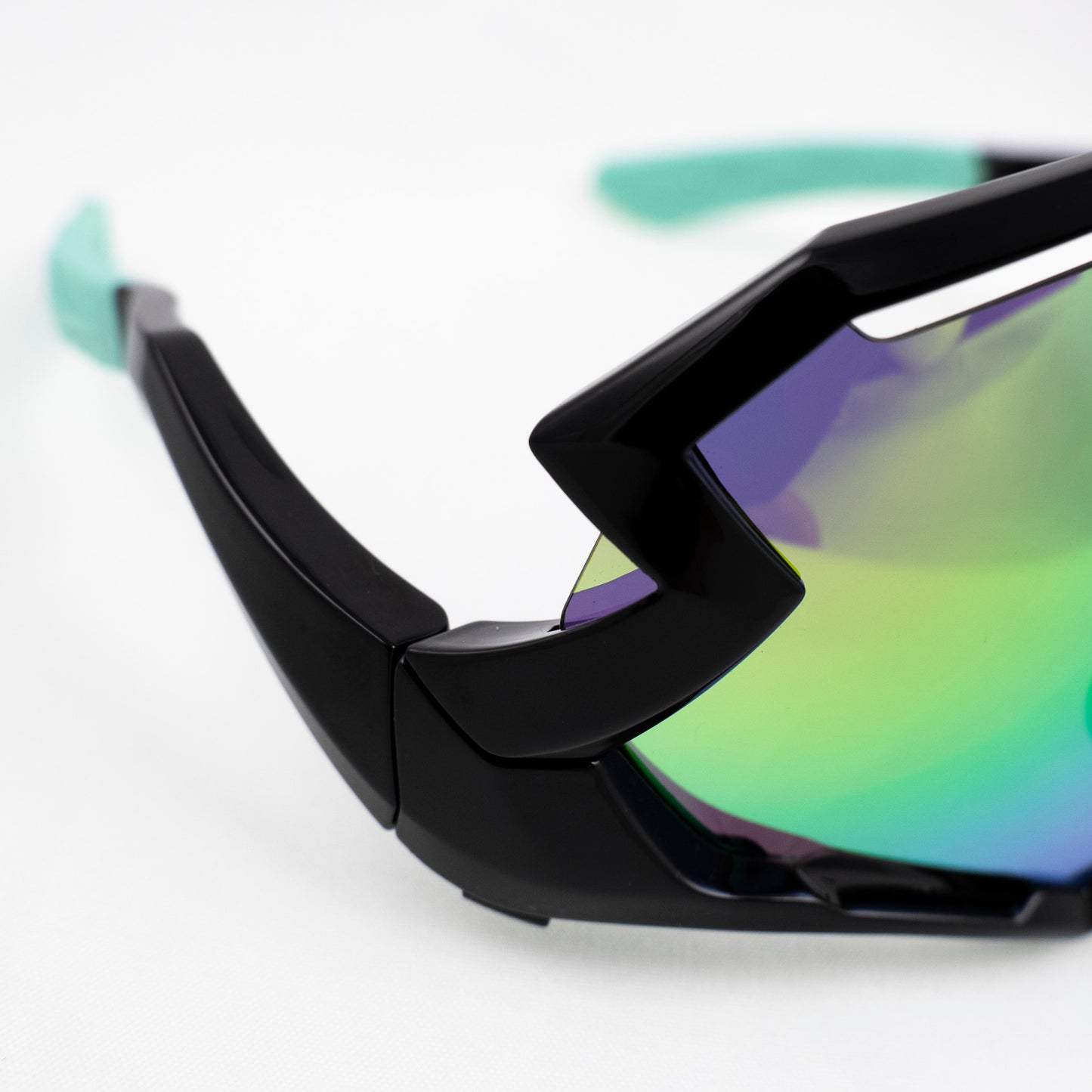 ザストラン MANTRA L GLOSSY BLACK