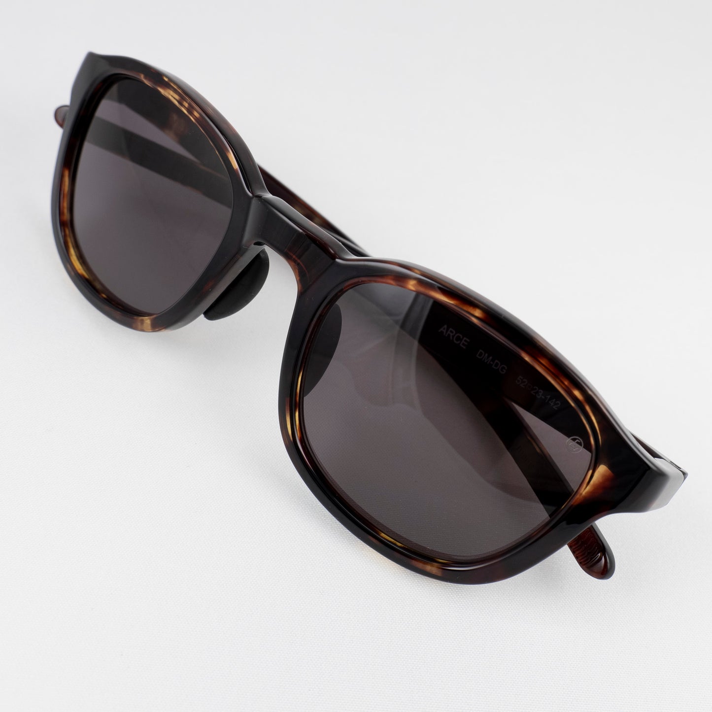 アイヴォル ARCE 52 DM-DG