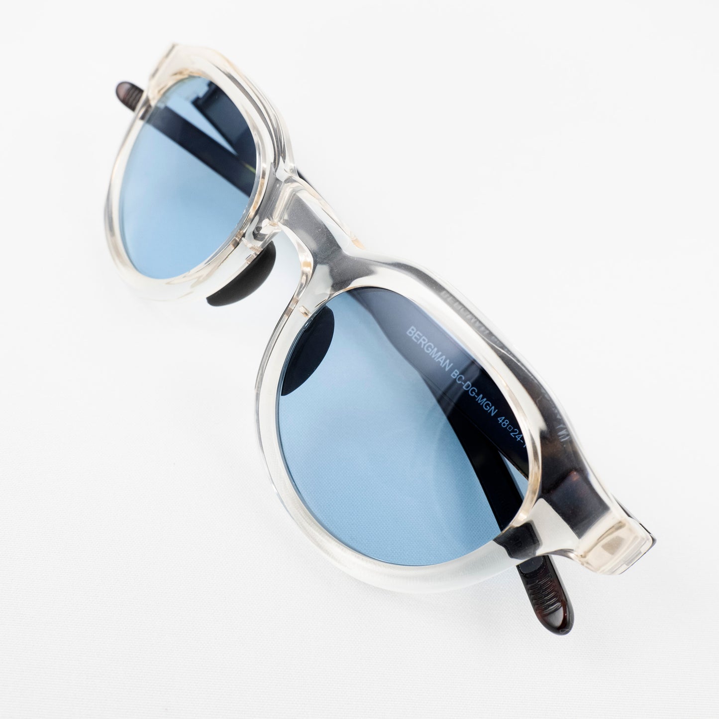 BITRAカスタム Eyevol BERGMAN 48 BC-DG x GOODMANレンズ ランプアイ