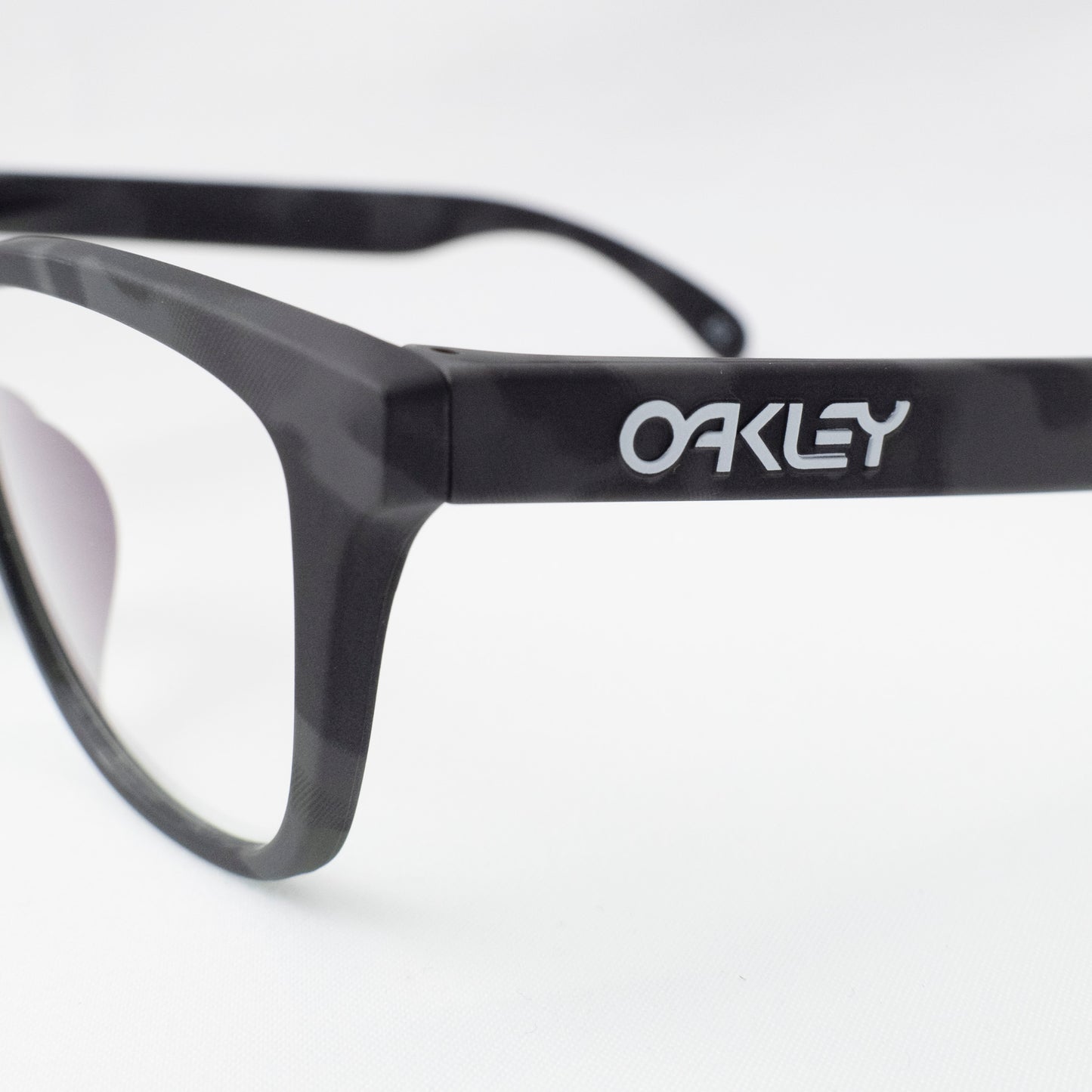オークリー Frogskins OX8137A-0454