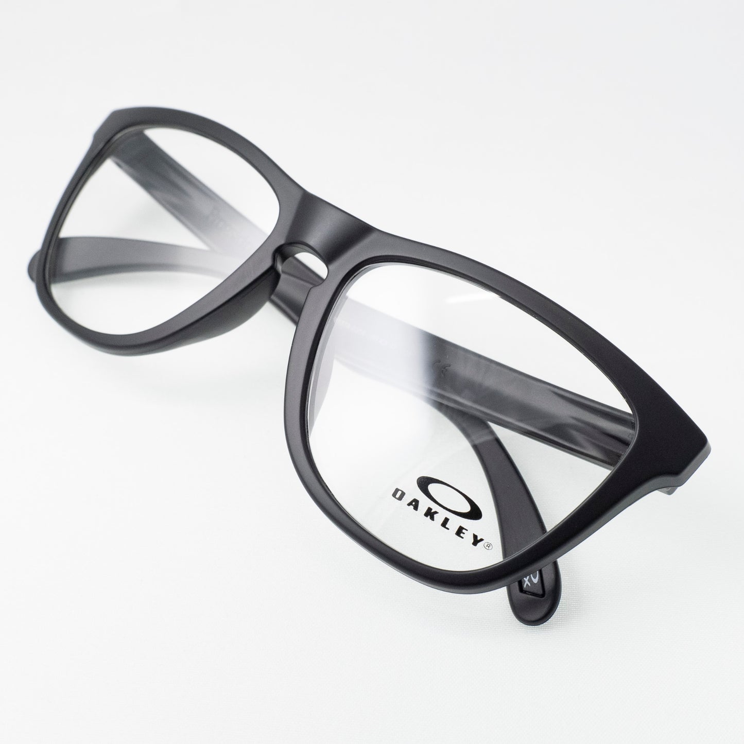 オークリー  Frogskins OX8137A-0354