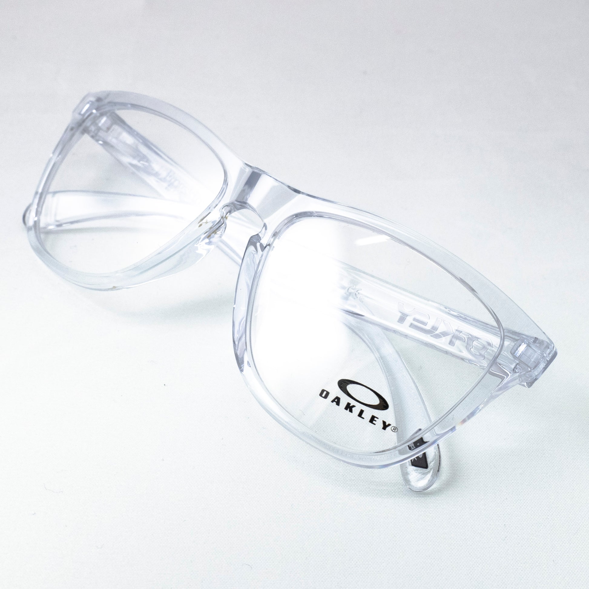 激安直販店 ゴルフ コンペ景品 OAKLEY フロッグスキン OX8137A-0254